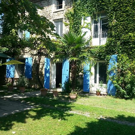 Le Mas Des Platanes Bed and Breakfast Entraigues-sur-la-Sorgue Buitenkant foto