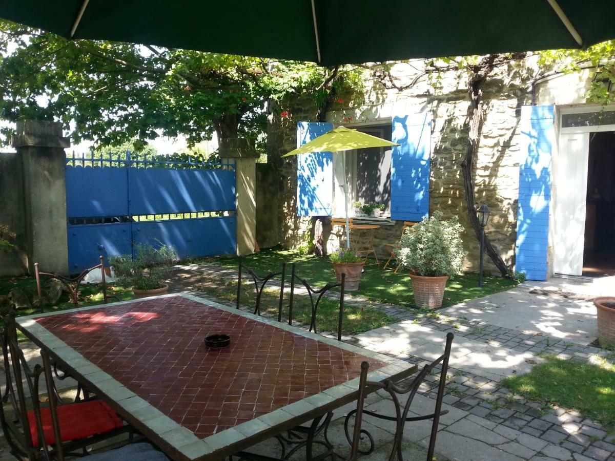 Le Mas Des Platanes Entraigues-sur-la-Sorgue Buitenkant foto