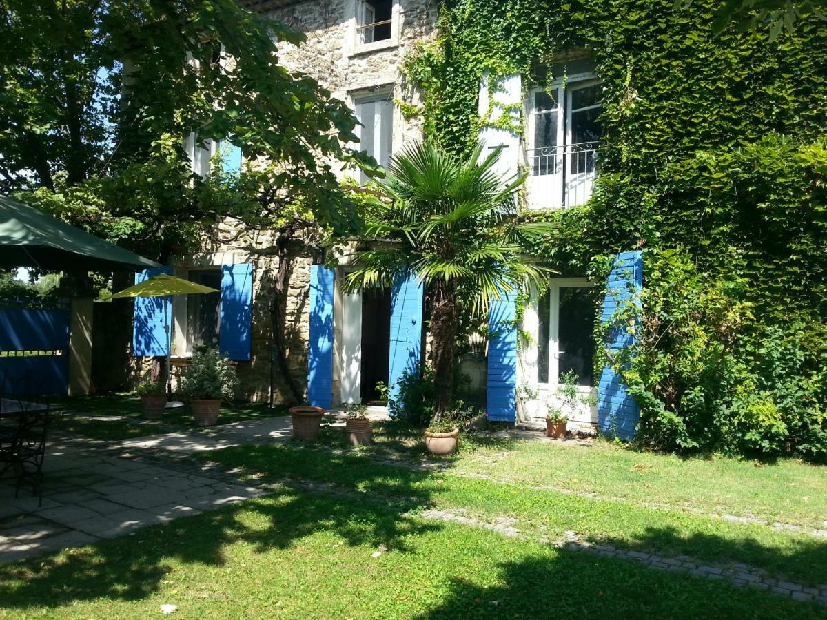 Le Mas Des Platanes Entraigues-sur-la-Sorgue Buitenkant foto
